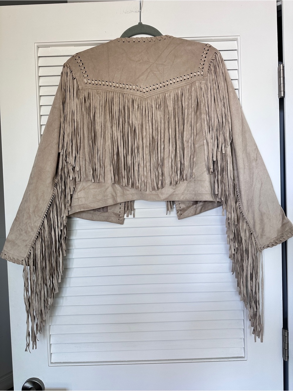 Amaryllis Faux Suede Fringe Jacket Boho Western Open Front Taupe M - Picture 7 of 13